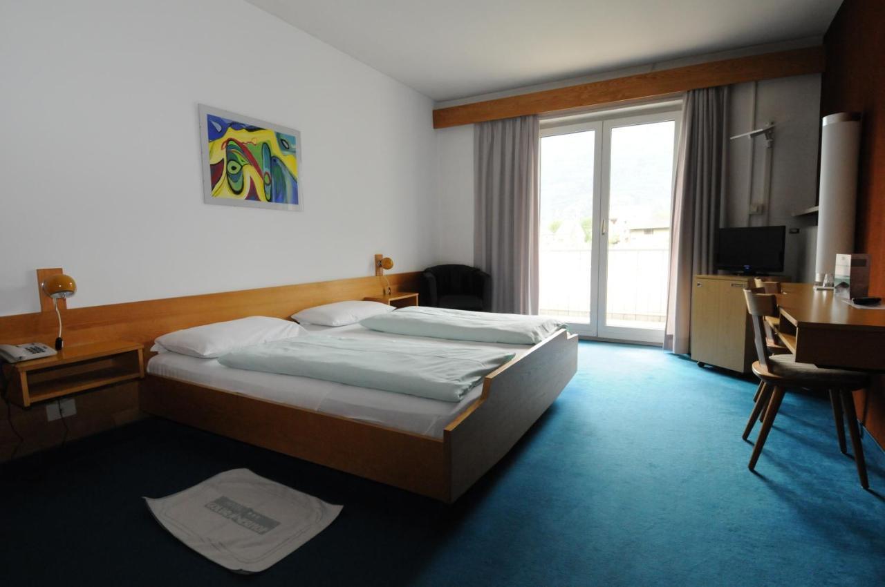 Hotel-Restaurant-Pizzeria Goldrainerhof Eksteriør billede